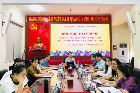 TRƯỜNG CHÍNH TRỊ TỈNH THÁI NGUYÊN THAM GIA HỘI NGHỊ TOÀN QUỐC TẬP HUẤN ỨNG DỤNG TRÍ TUỆ NHÂN TẠO CHO CÁN BỘ CÁC CẤP ỦY VÀ CƠ QUAN ĐẢNG