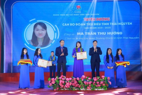 Tuyên dương Đoàn