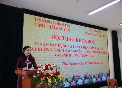 Đc Nguyễn Thu Huyền, Tỉnh ủy viên, Hiệu trưởng Trường Chính trị phát biểu