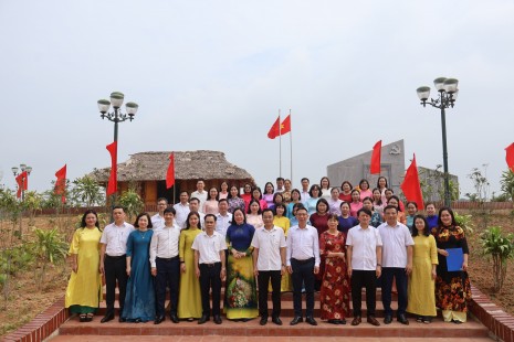 Trường Chính trị Thái Nguyên tăng cường giáo dục ý thức thượng tôn pháp luật gắn với truyền thống cách mạng của Đảng bộ tỉnh trong công tác đào tạo, bồi dưỡng cán bộ