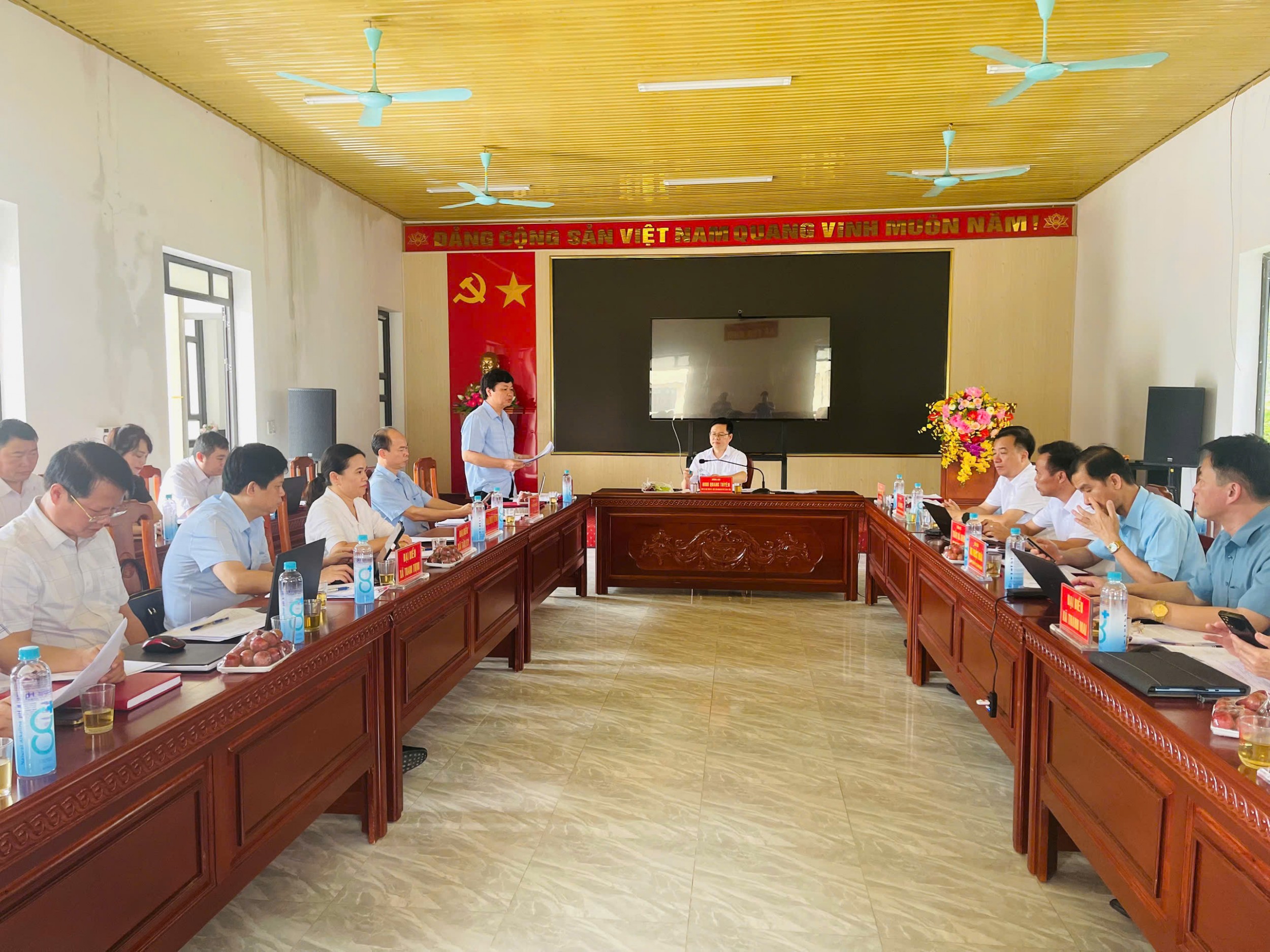 HT Đức làm việc xã Thanh Thịnh
